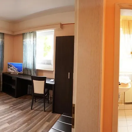 Hotel Häuser Der Italia 3*
