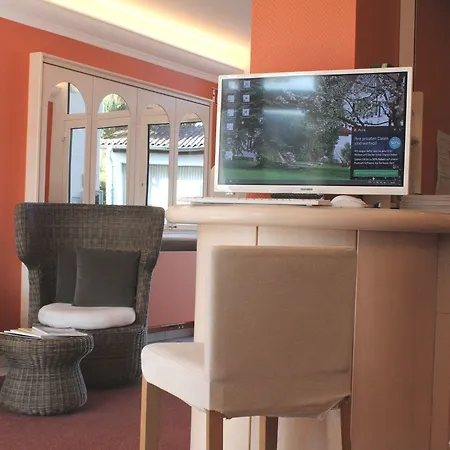 Häuser Der Italia Hotel 3*