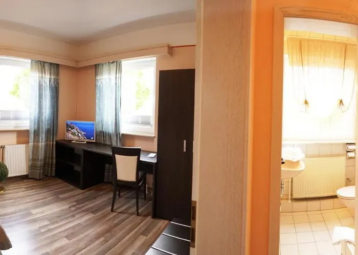 Otel Haeuser Der Italia 3*