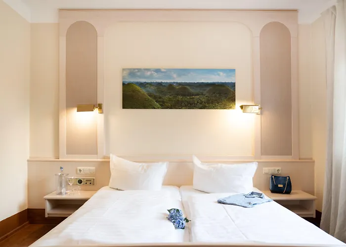 Haeuser Der Italia Otel 3*