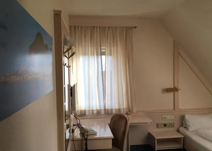 Haeuser Der Italia Otel 3*